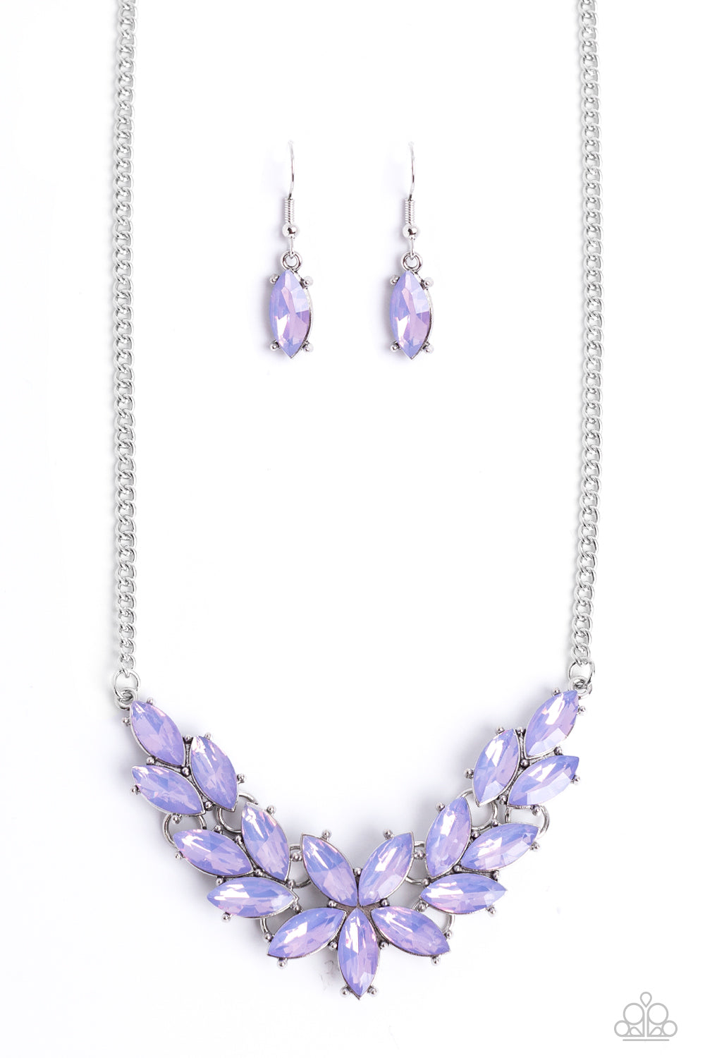 Paparazzi Accessories Ethereal Efflorescence - Purple