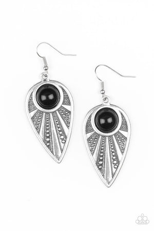 Paparazzi Accessories Take A Walk About Black