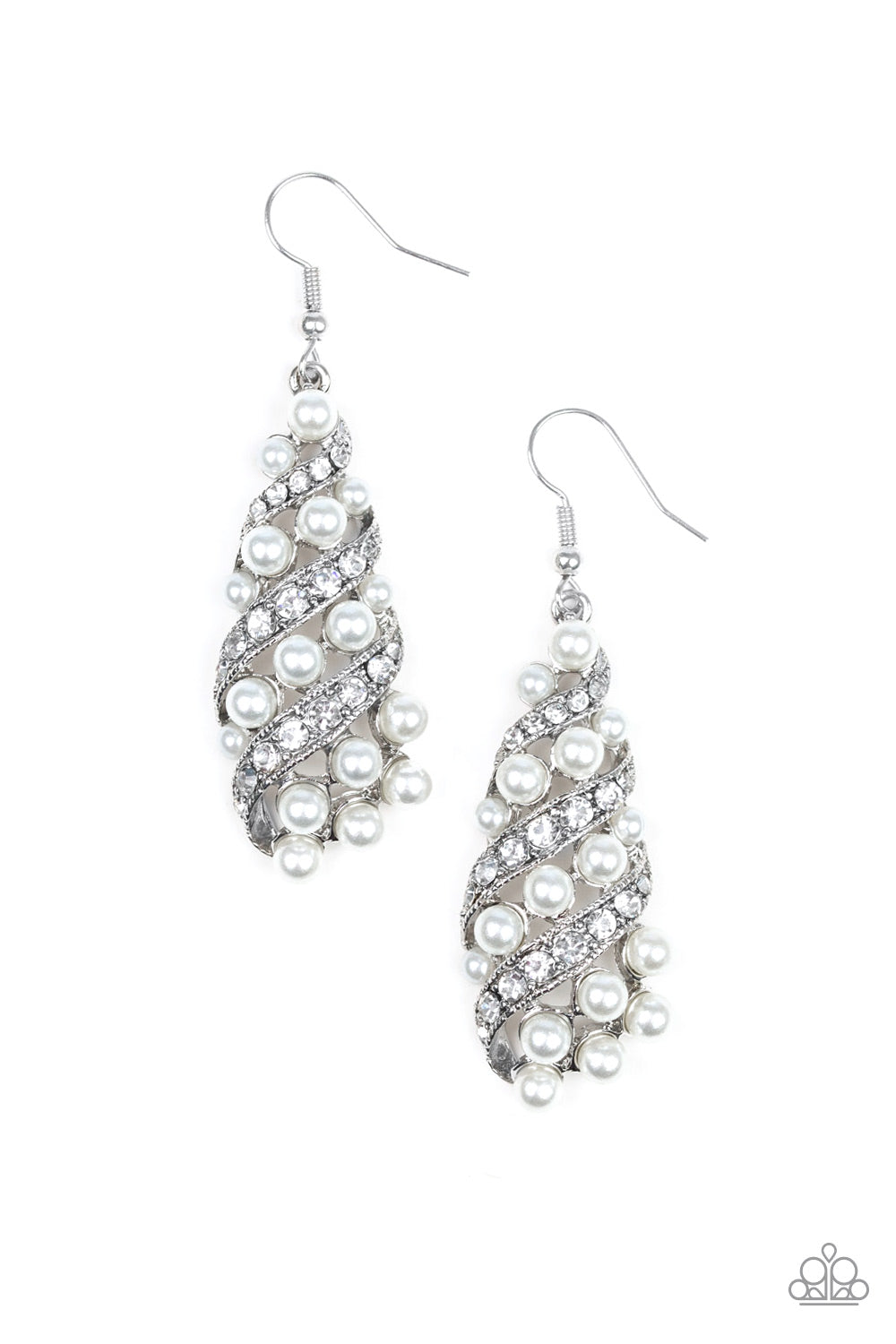 Paparazzi Accessories   Ballroom Waltz - White