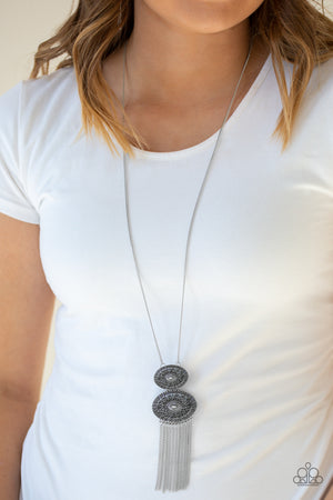 Paparazzi Accessories   Sun Goddess - Silver