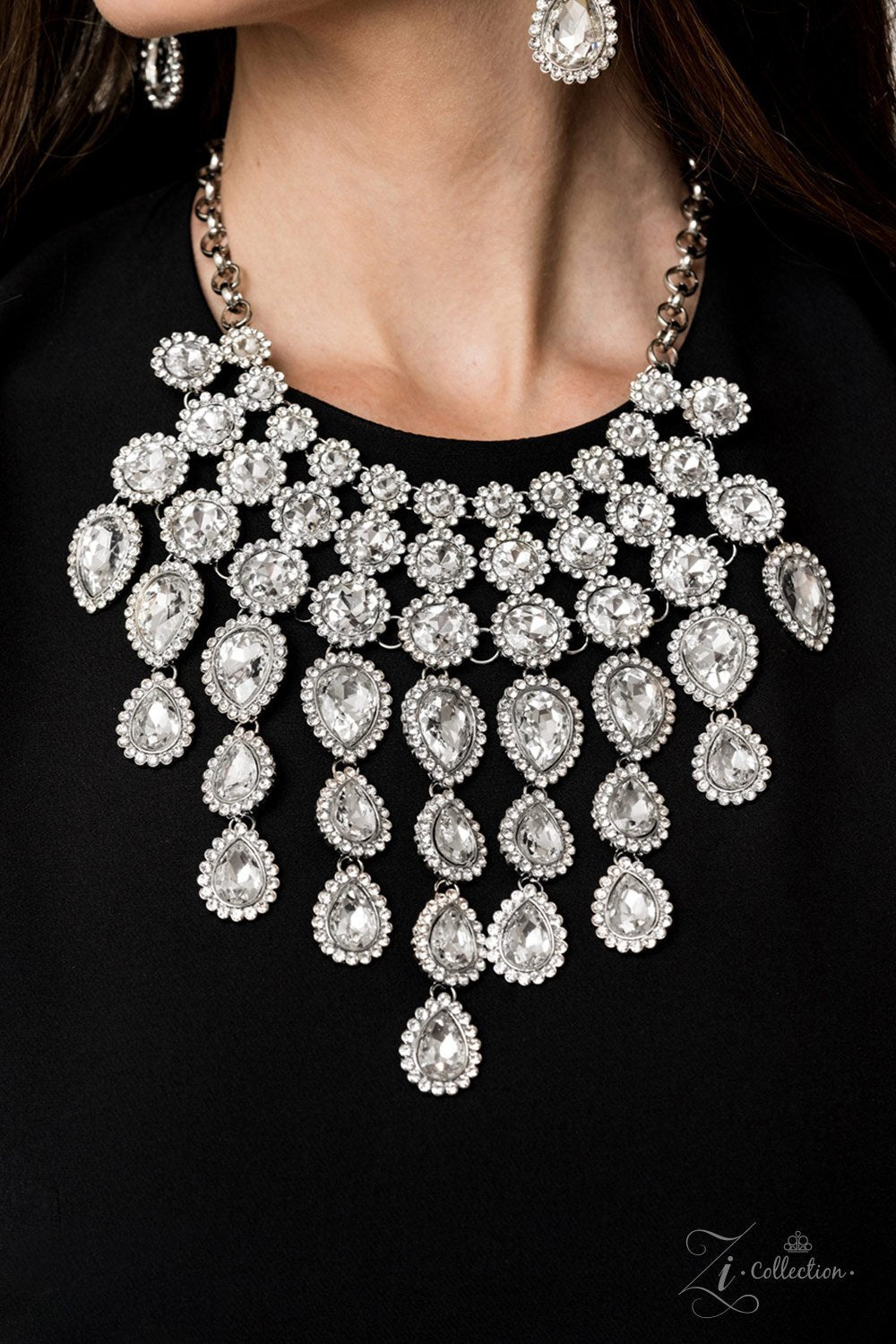 Paparazzi Accessories The Mesmerize-2019 Zi Collection Signature Series