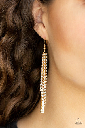 Paparazzi Accessories  Red Carpet Bombshell - Gold