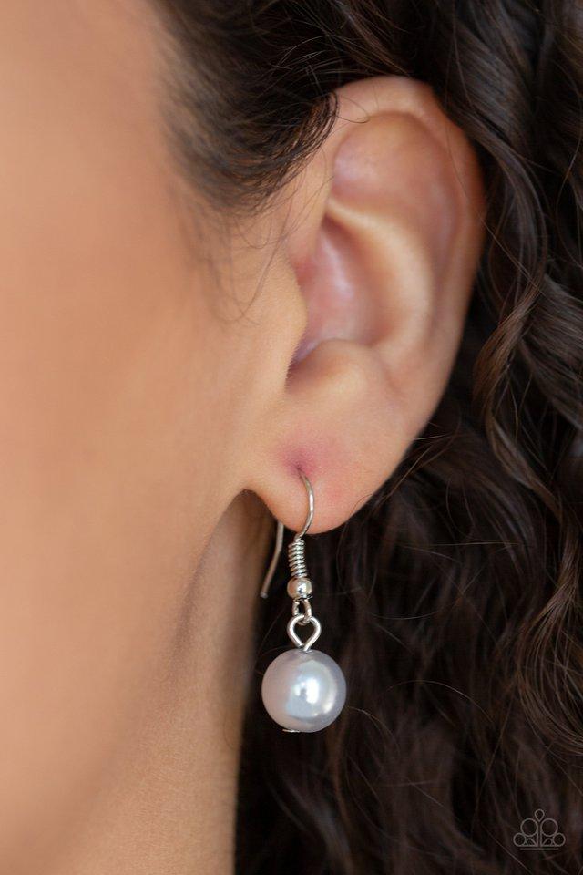 SoHo Sweetheart- White Paparazzi Accessories
