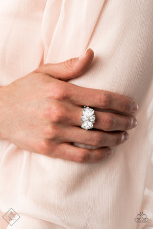 Paparazzi Picture of Fiercely 5th Avenue - Complete Trend Blend  Fiercely 5th Avenue - Complete Trend Blend