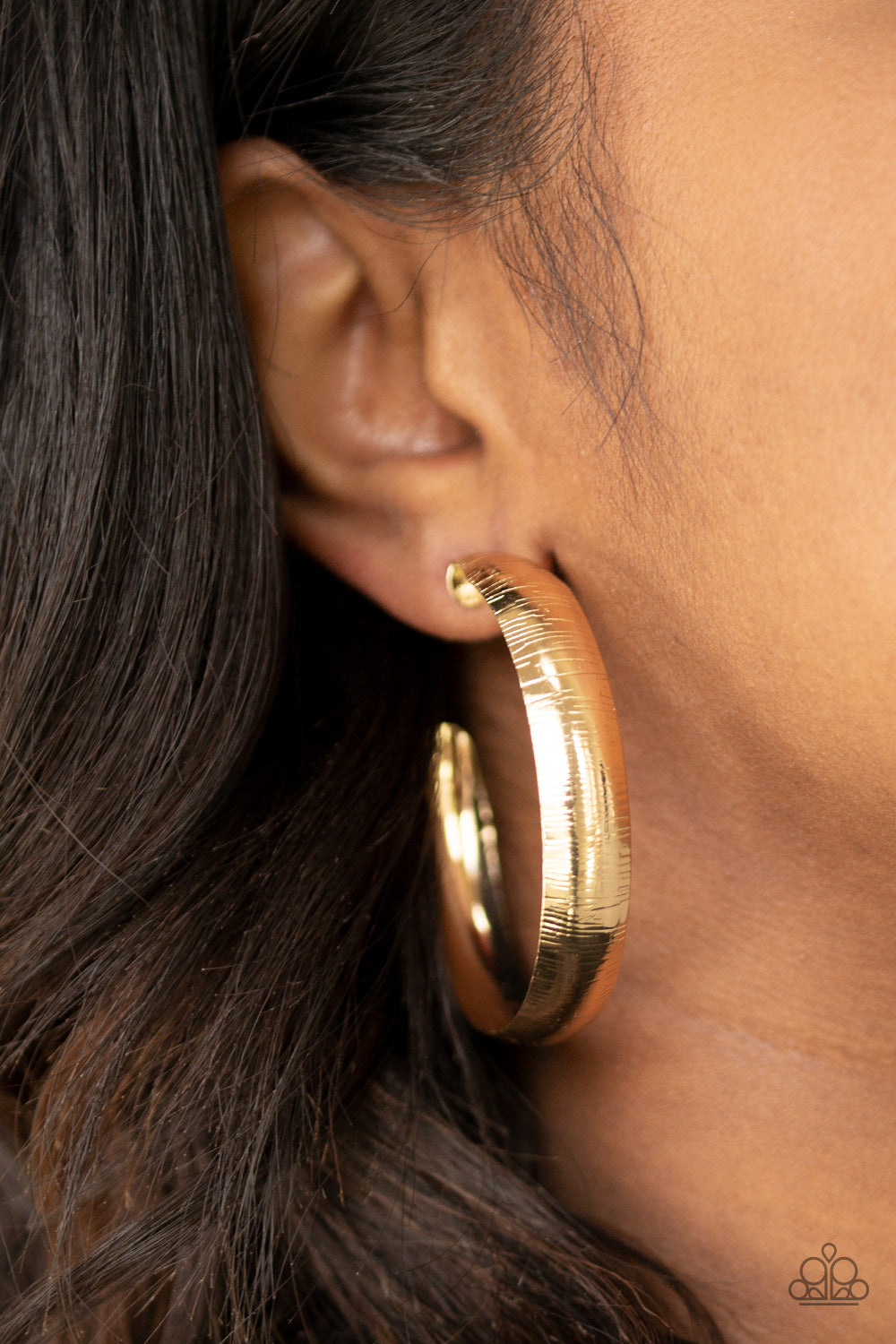 Paparazzi Accessories Hoop Wild - Gold
