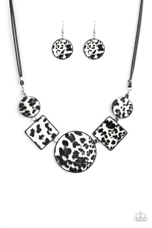 Paparazzi Accessories   Here Kitty Kitty - White