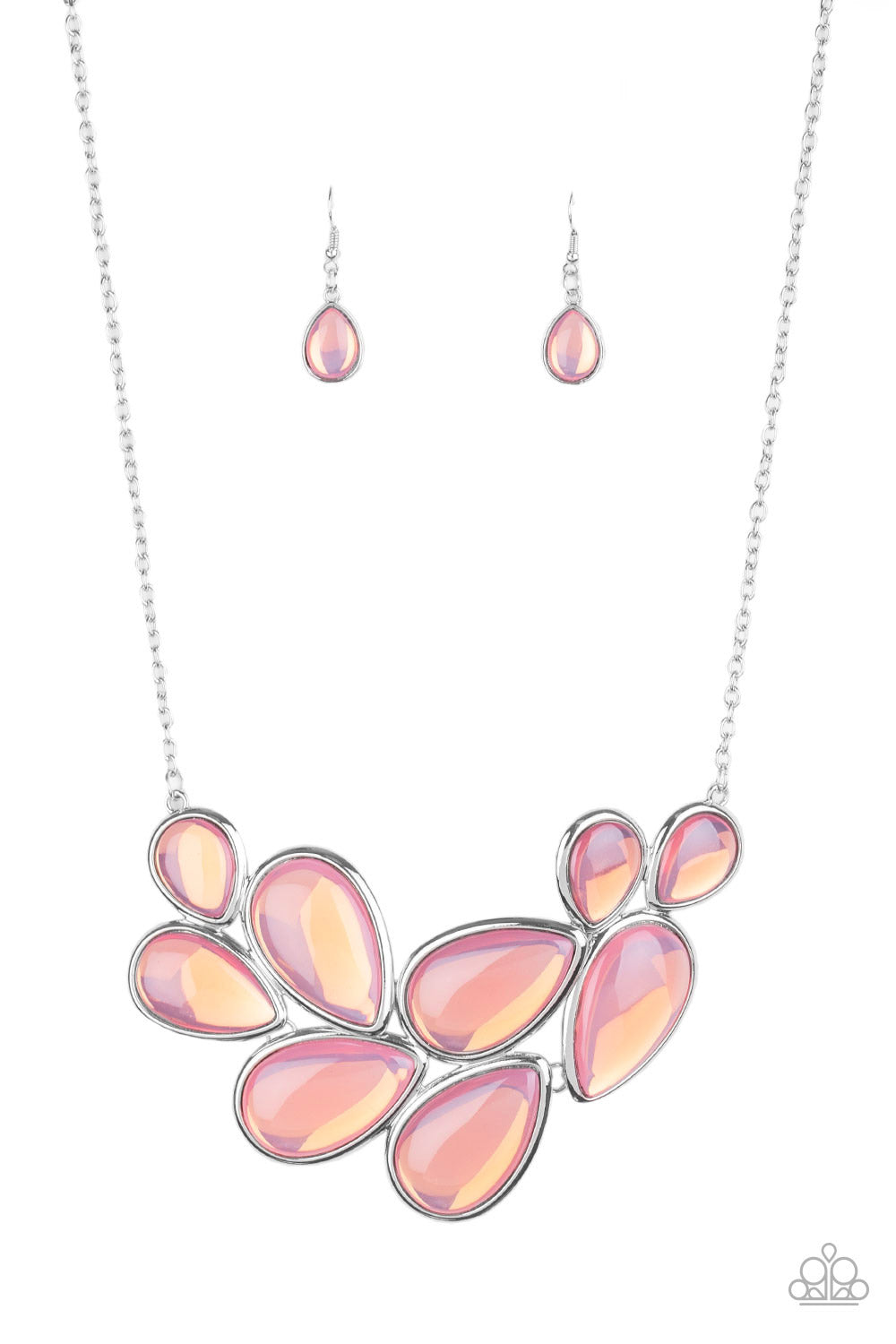 Paparazzi   Iridescently Irresistible - Pink