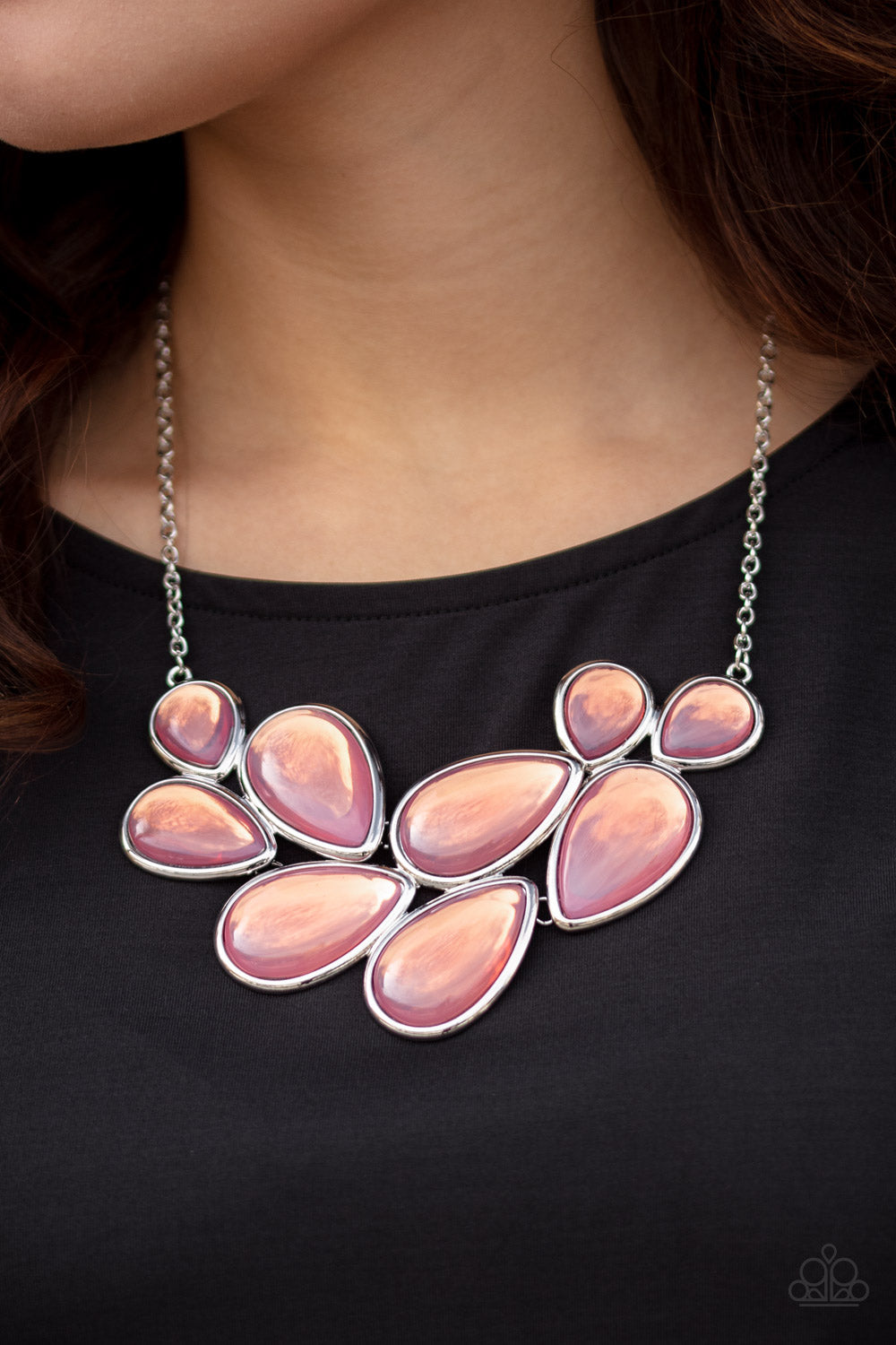 Paparazzi   Iridescently Irresistible - Pink