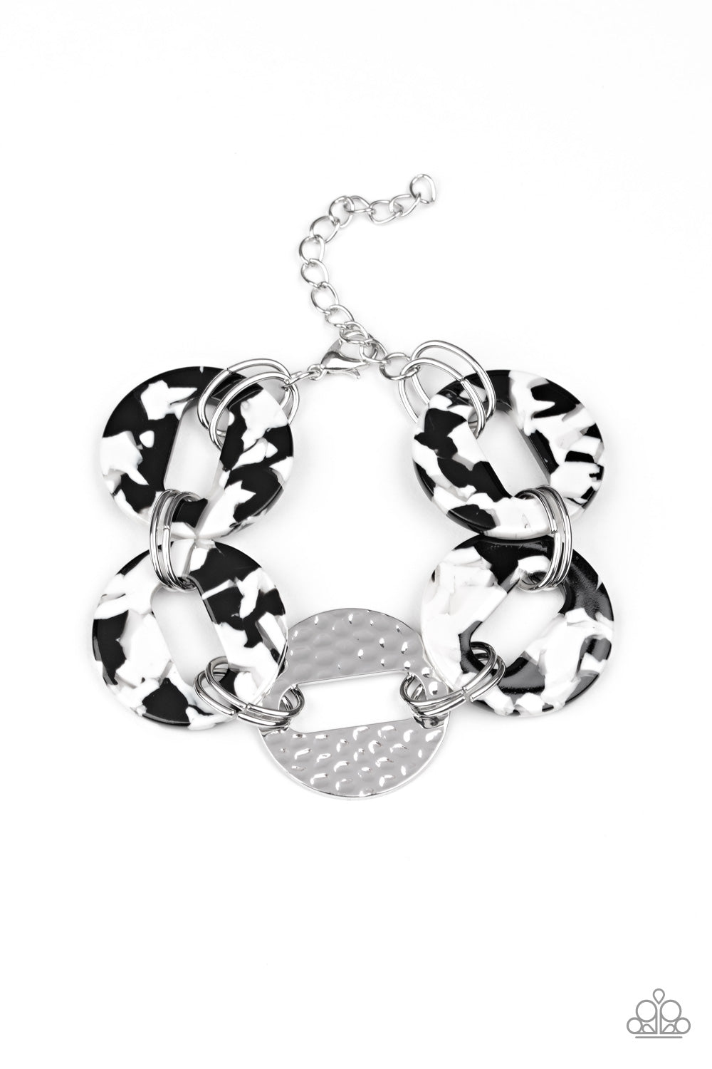 Paparazzi  Retro Recharge - White