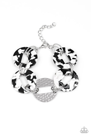 Paparazzi  Retro Recharge - White