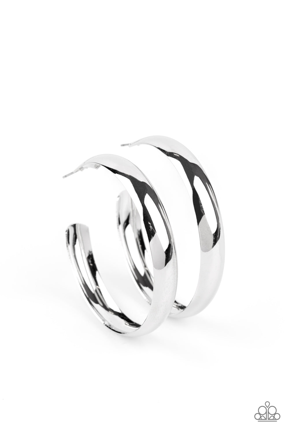 Kick Em To The CURVE - Silver Paparazzi Accessories