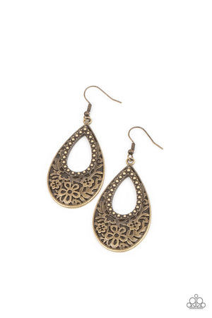 Organically Opulent - Brass Paparazzi