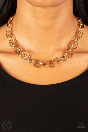 Paparazzi Tough Crowd Gold Necklace
