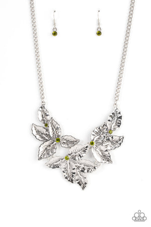 Paparazzi Accessories Holly Heiress - Green